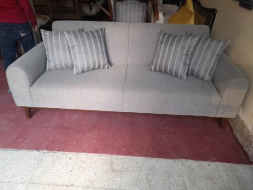 عکس تولید و تعمیرات مبل چراغی