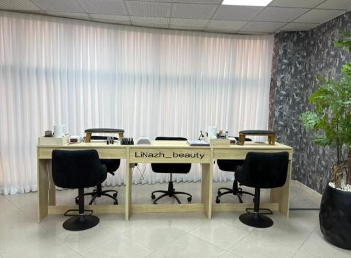 عکس سالن زیبایی لیناژ بیوتی