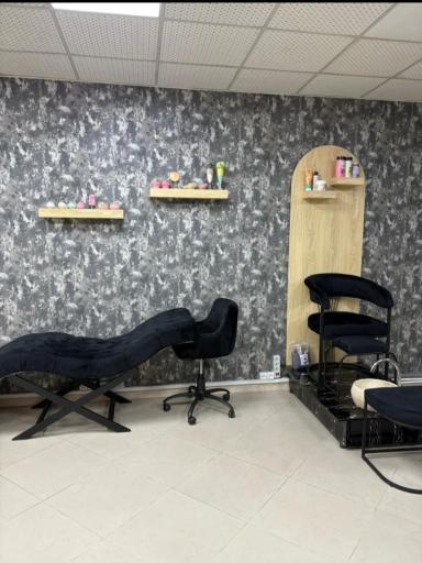 عکس سالن زیبایی لیناژ بیوتی