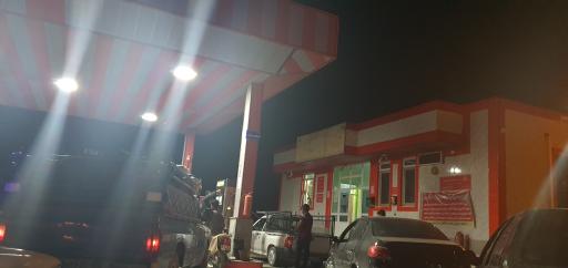 عکس پمپ بنزین