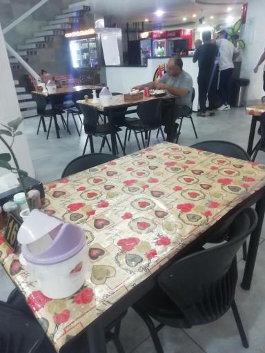 عکس رستوران علی بابا