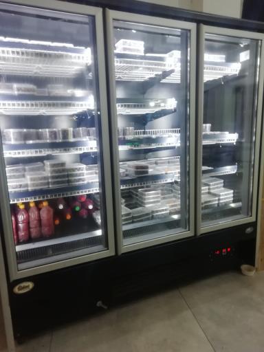 عکس رستوران علی بابا