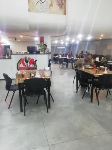 عکس رستوران علی بابا