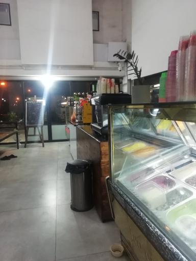 عکس رستوران علی بابا