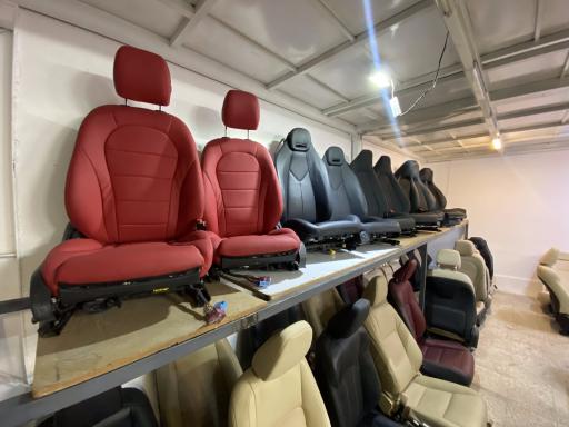 عکس صندلی شاپ