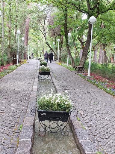 عکس بوستان کوشک باغ وکیل آباد