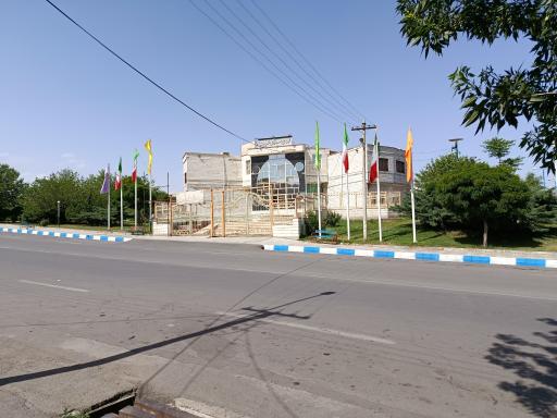 عکس موزه میانه