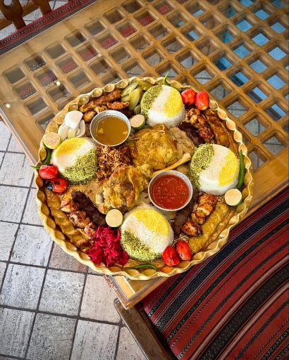 عکس رستوران قصر ضیافت