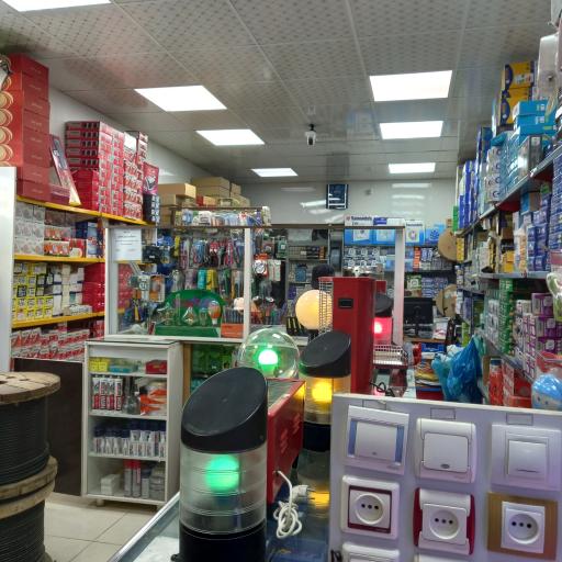 عکس الکتریکی محبی