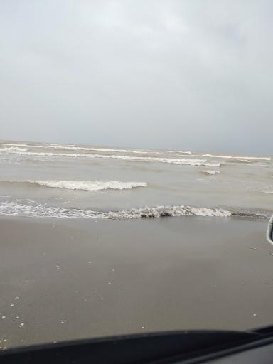 عکس تفرجگاه ساحلی نمک آبرود