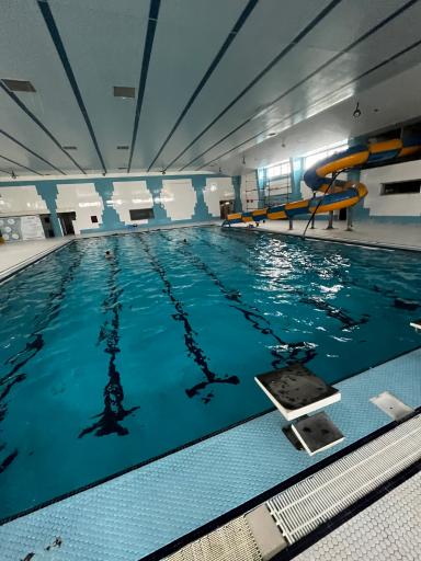 عکس استخر ایثار ساری