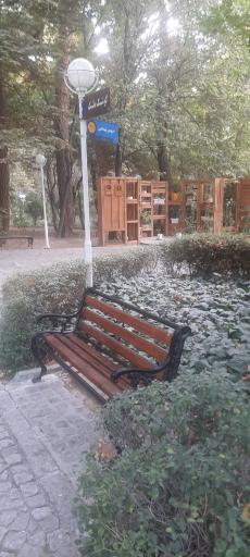عکس بوستان کوشک باغ وکیل آباد