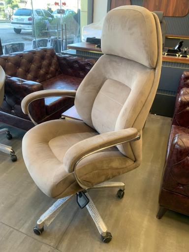 عکس لوازم اداری لوکس وزرا