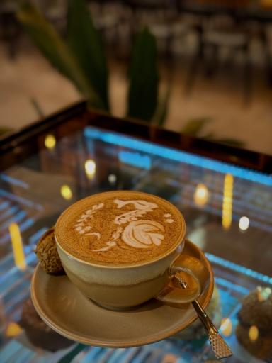 عکس کافه رستوران نیوان