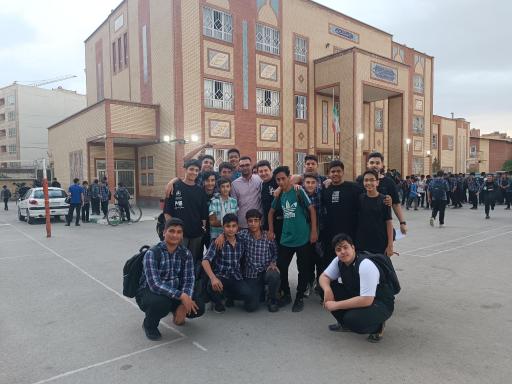 دبیرستان دولتی پسرانه متوسطه اول جلیل مرشدیان