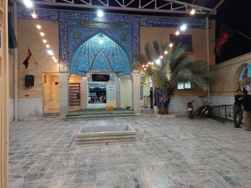 عکس مسجد قمر بنی هاشم
