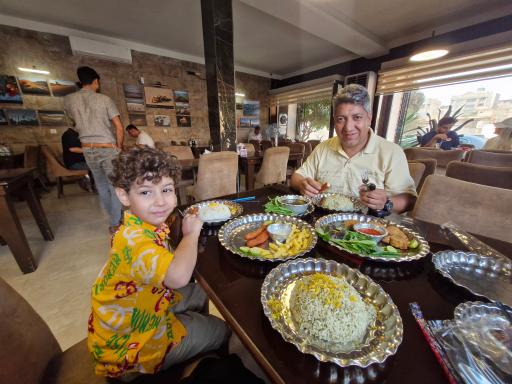 عکس رستوران آقای ماهی