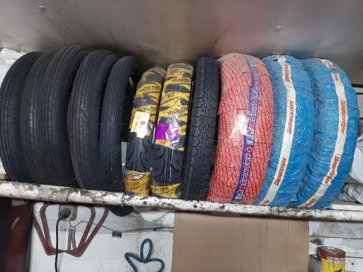 عکس فروشگاه لاستیک رضا