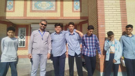 عکس دبیرستان دولتی پسرانه متوسطه اول جلیل مرشدیان