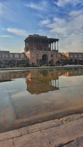 عکس بازار میدان نقش جهان