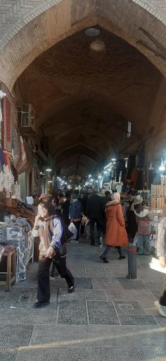 عکس بازار میدان نقش جهان