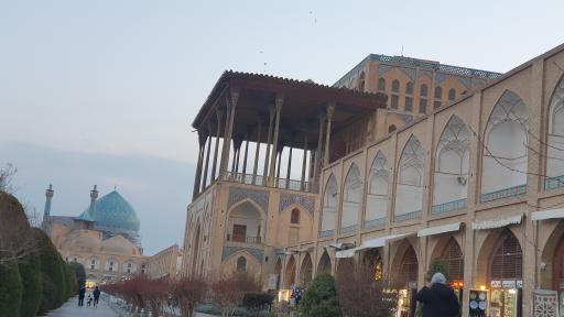 عکس بازار میدان نقش جهان