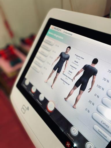 عکس ایکس بادی دریاچه 