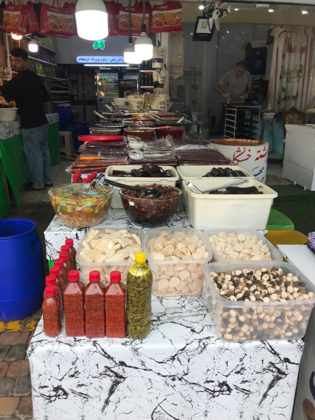 عکس بازار روز نوشهر