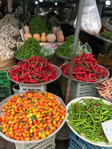 عکس بازار روز نوشهر