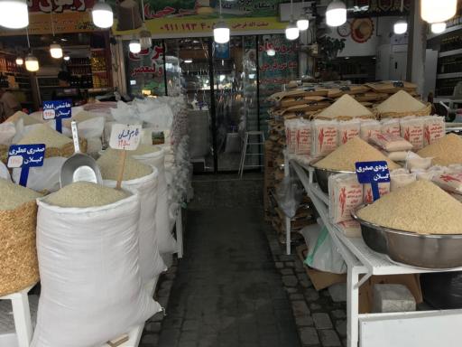 عکس بازار روز نوشهر