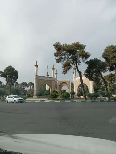 عکس میدان قزوین