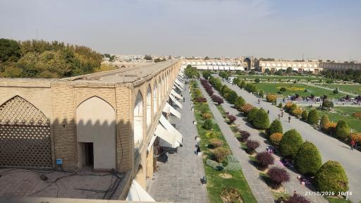 عکس بازار میدان نقش جهان
