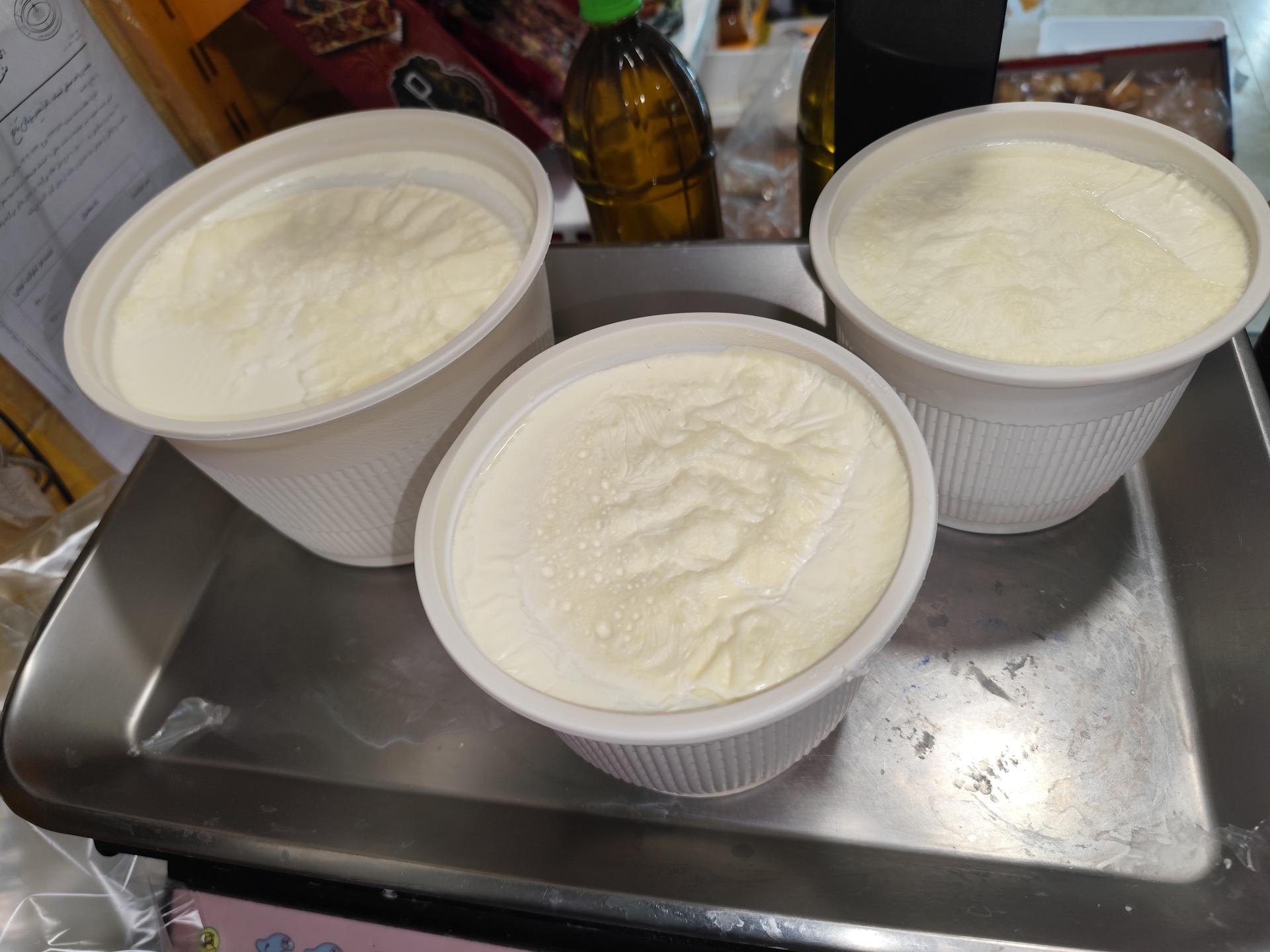 عکس تولیدی و فروشگاه لبنیات