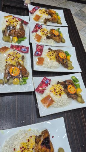 عکس کترینگ میزبان