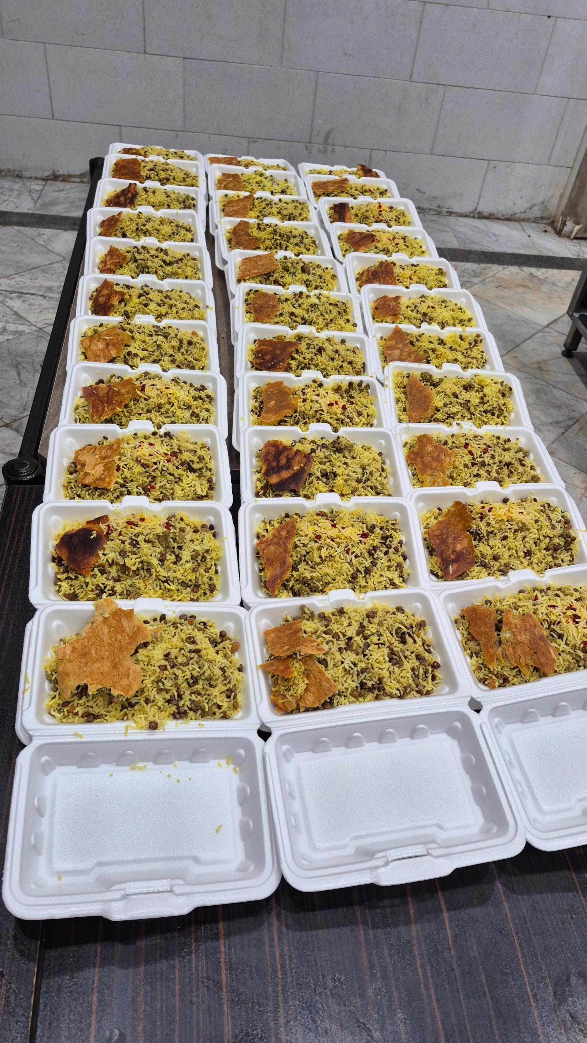 عکس کترینگ میزبان