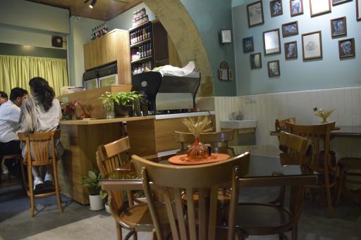 عکس کافه چوبین