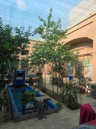 عکس هتل شهداد