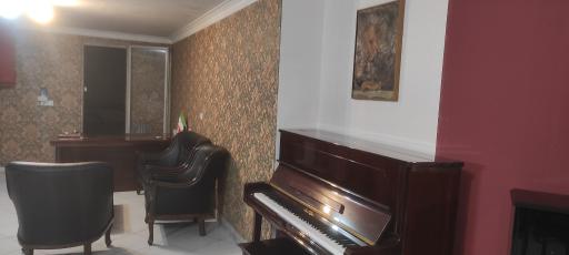 عکس گالری پیانو حنانه