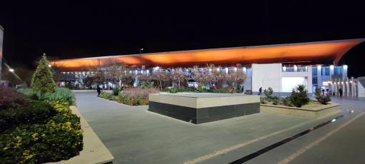 عکس ورودی مترو ایستگاه راه آهن مشهد