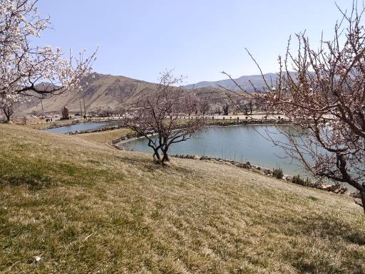 عکس دریاچه مادر 