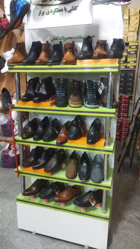 عکس نمایندگی کفش تبریز سبزوار