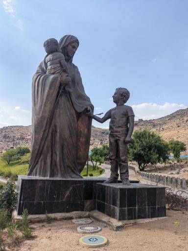 عکس دریاچه مادر 