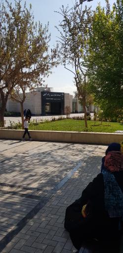 عکس ورودی مترو ایستگاه راه آهن مشهد