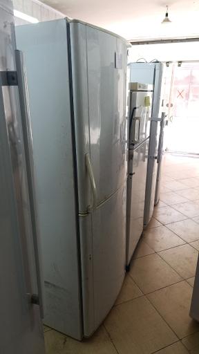 عکس نمایندگی مجاز تعمیرات یخچال 