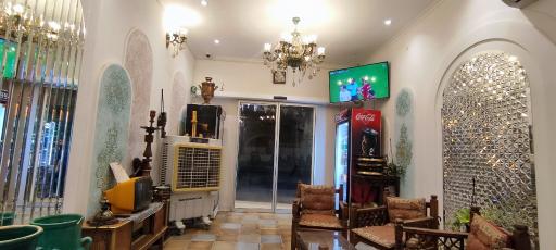 کافه عمارت مهر و ماه