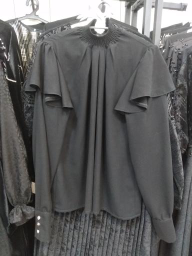 عکس مرکز خرید پوشاک اسلامی گل یاس