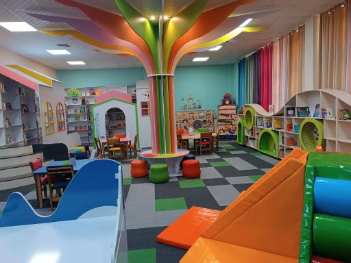 عکس کتابخانه عمومی شهید رئیسی