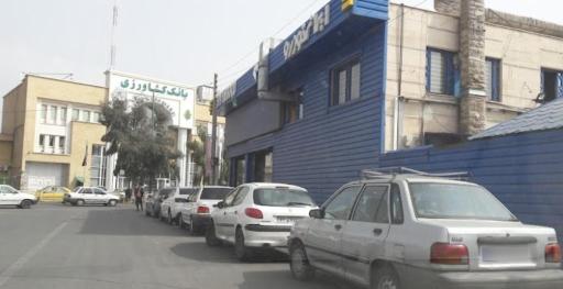 عکس نمایندگی ۱۳۰۱ ایران خودرو اویسی