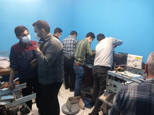 عکس آموزشگاه فنی وحرفه ای سیّال صنعت