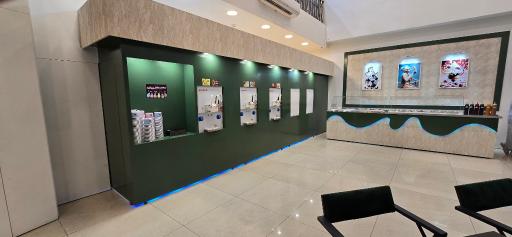 عکس بستنی سلف سرویس شعبه ۲